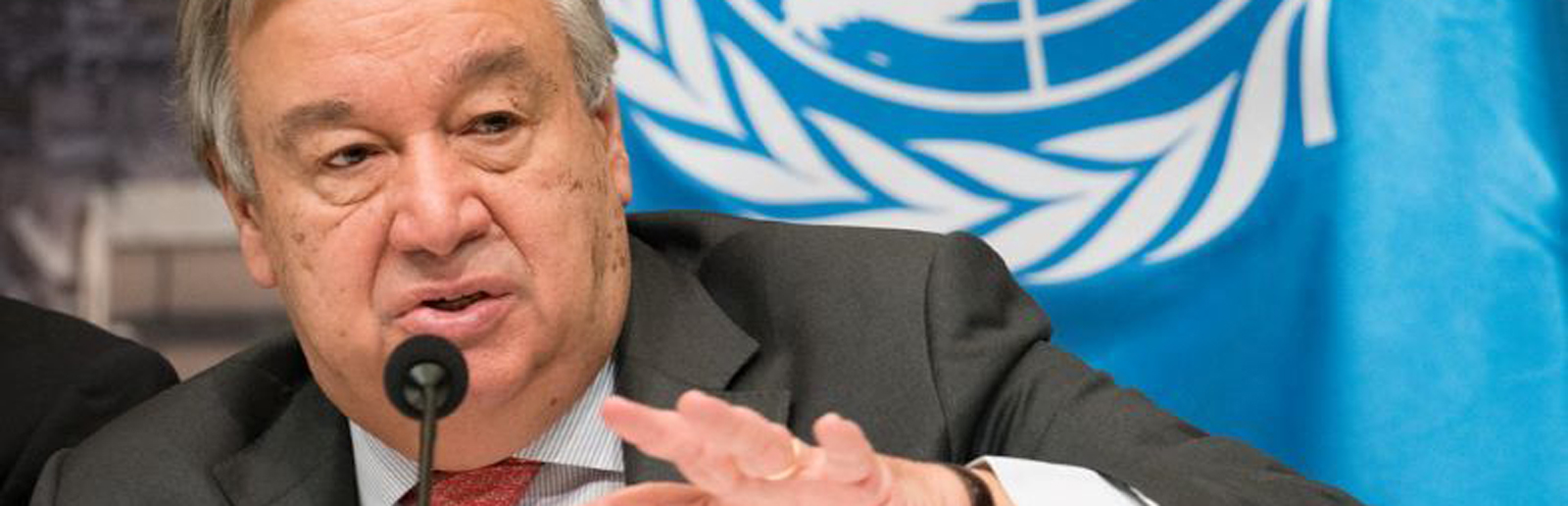 Guterres diz que mundo “precisa de paz” perante líderes da Rússia e do Irão