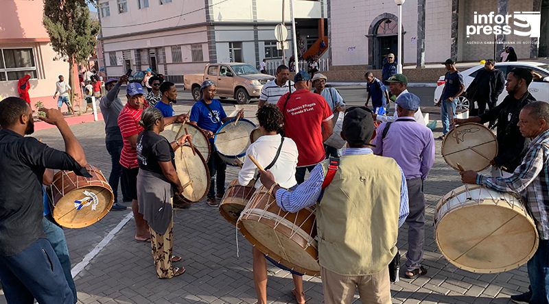 Santa Catarina: Intercâmbio cultural leva Kola San Jon ao centro da cidade de Assomada