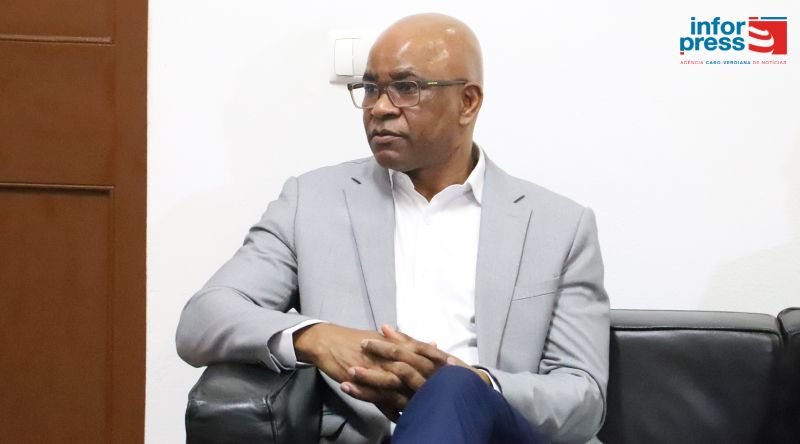 Ministro analisa cenários para decisão se Cabo Verde consegue suportar duas universidades públicas