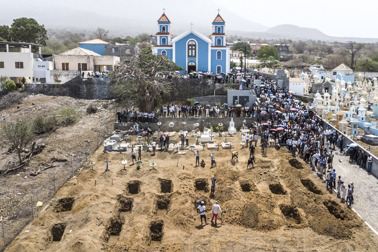 corpos sepultados