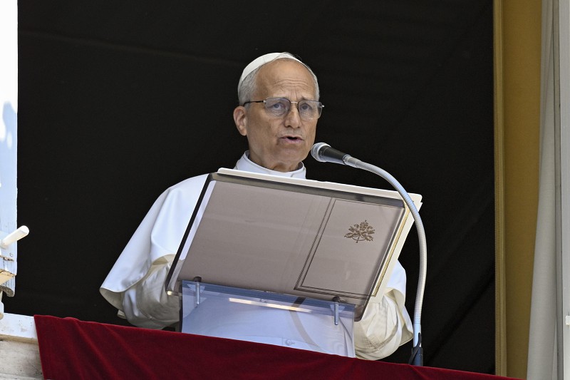 Papa Leão XIV pede orações pelo silêncio das armas e pela paz